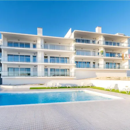 T3 Pelican Bay Nazaré