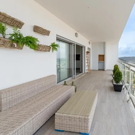 T3 Pelican Bay Apartament *